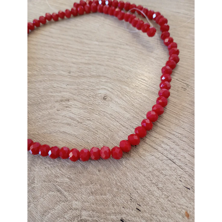 Fio de contas cristal vermelho escuro leitoso 4mm - 86 contas 2