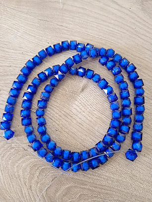 Fio acrílico quadrado facetado cristal miolo azul royal 8mm