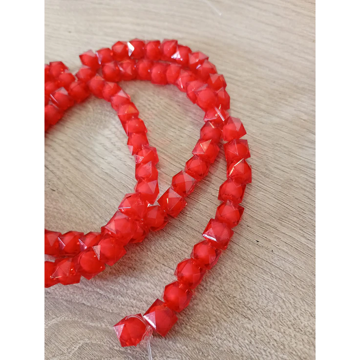 Fio acrílico quadrado facetado cristal vermelho 8mm 2