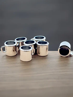 Pingente mini canequinha 1cm prata