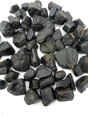 Pedra bruta Turmalina 