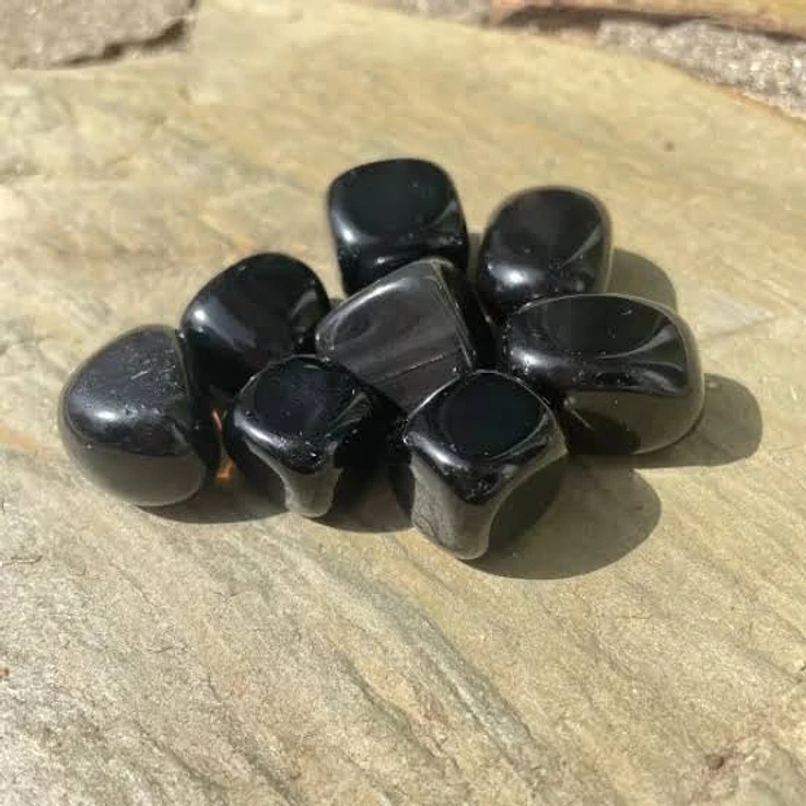 Obsidiana negra polida 1