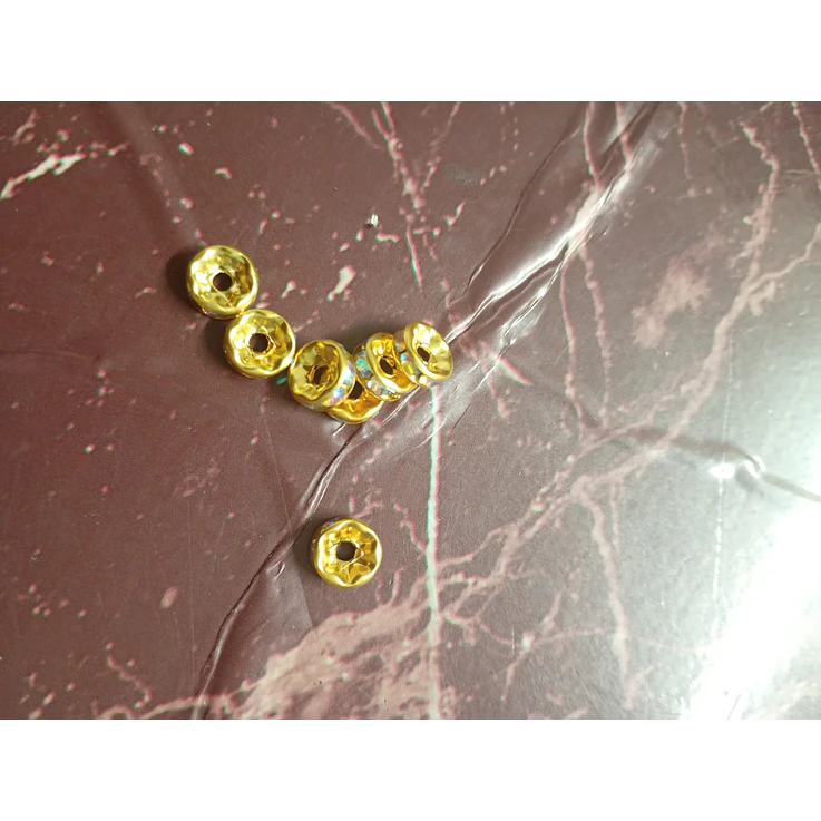 Entremeio dourado com strass 1