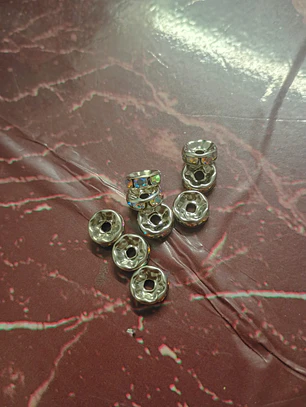 Entremeio dourado com strass