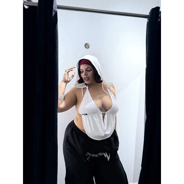 Polera capucha