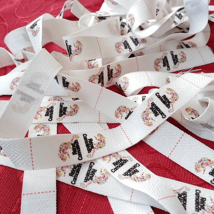 500 Etiquetas de 2x6 cms costura personalizadas, para ropa, nombres, logotipo o texto en cinta espiga 3