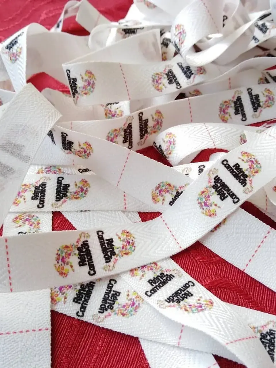 500 Etiquetas de 2x6 cms costura personalizadas, para ropa, nombres, logotipo o texto en cinta espiga 3