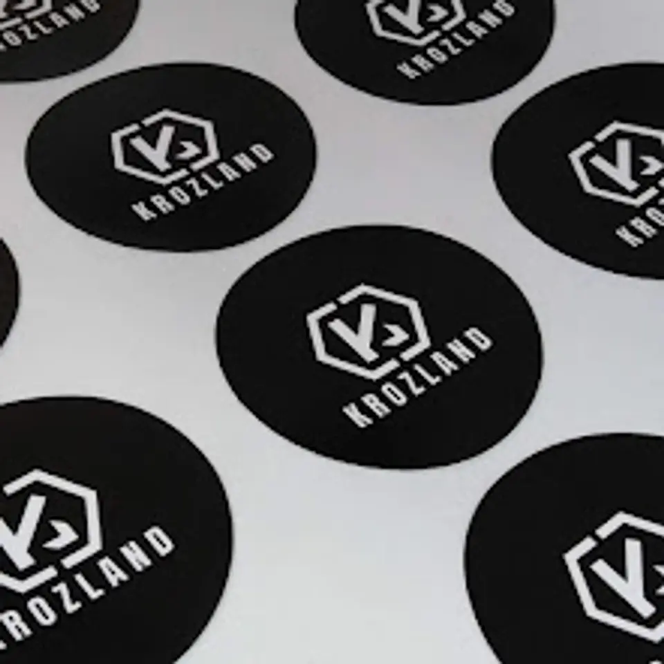 Pack 300 Stickers Vinilo Troquelados Personalizados 5x5 cms 3