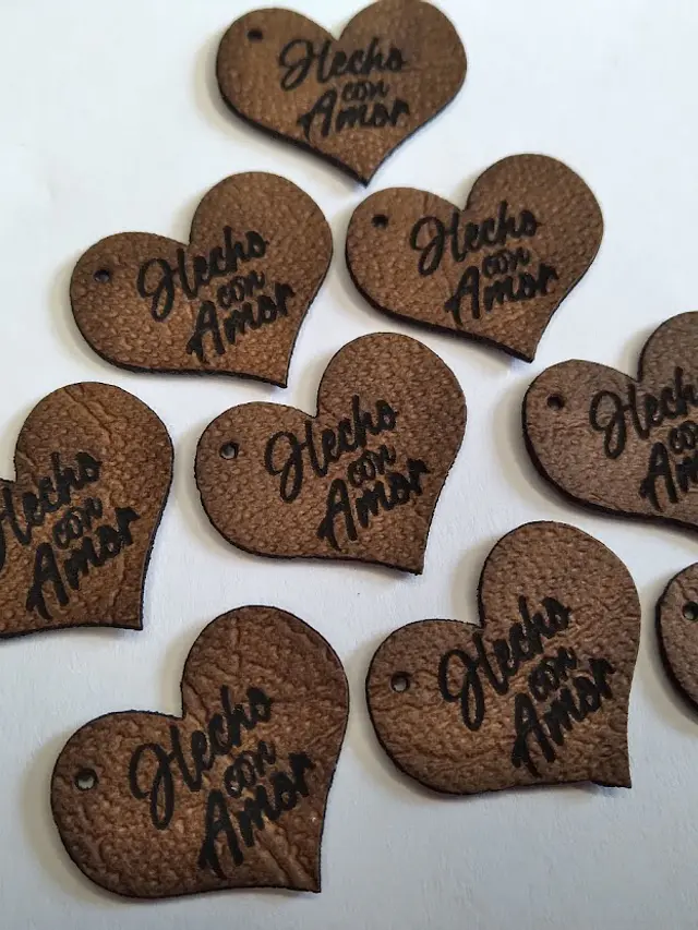 100 Etiquetas Hecho Con Amor, Genéricas 2x1,7 cms 1