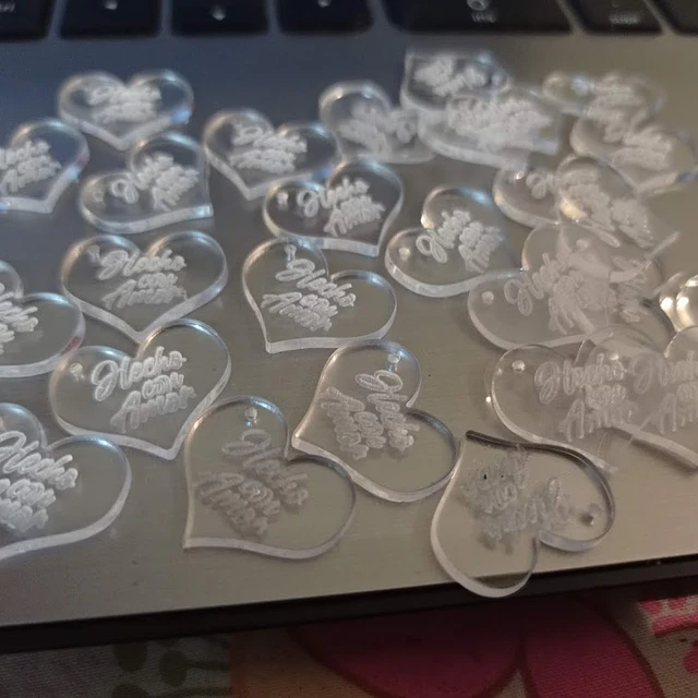 Etiquetas Hecho Con Amor, Acrílico Grabado Laser 1