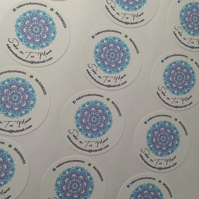100 Stickers 3,5x3,5 cms personalizados  4