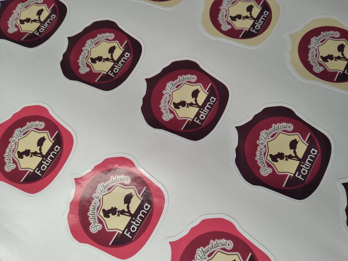 100 Stickers 5 cm Forma Personalizada