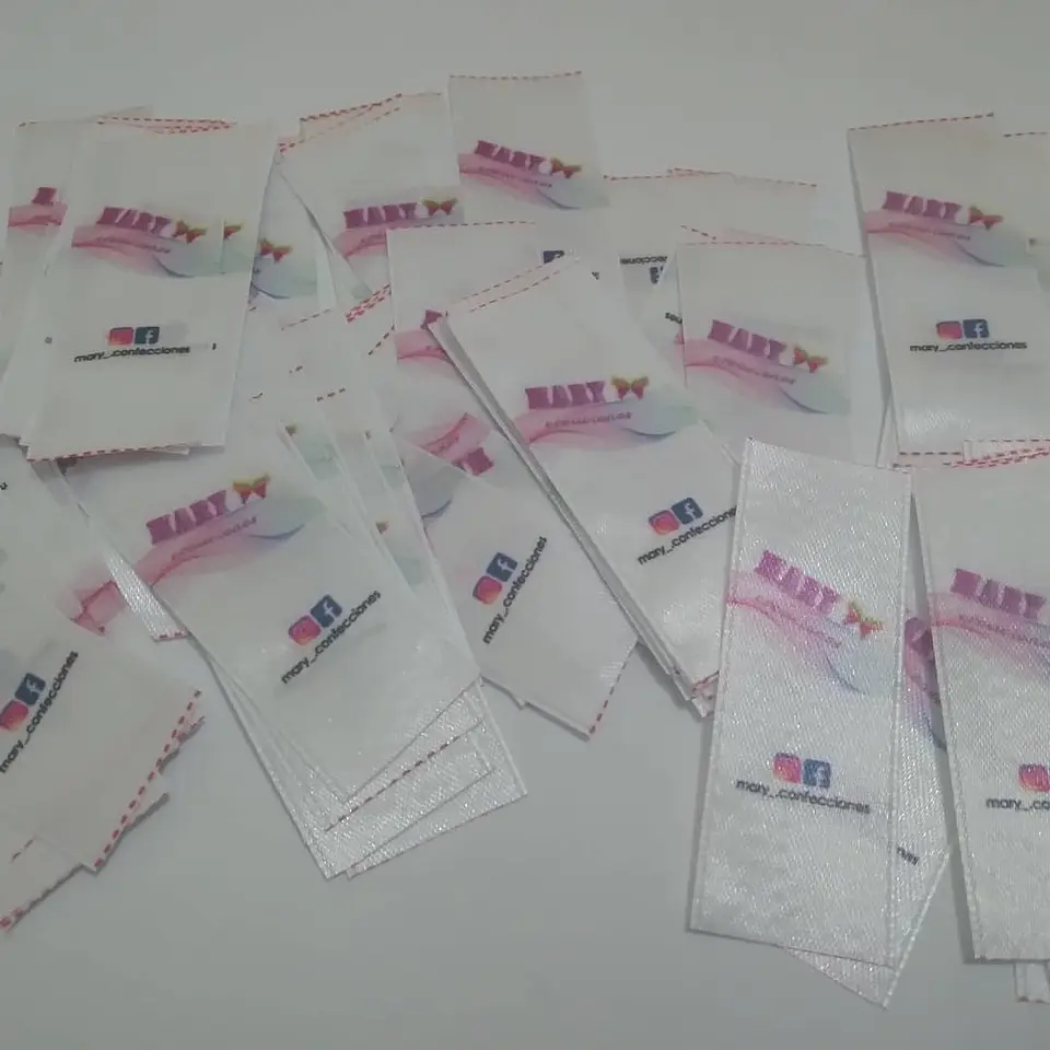 100 Etiquetas Satín 2,5x7 Cms fondo blanco, cortadas y selladas 4