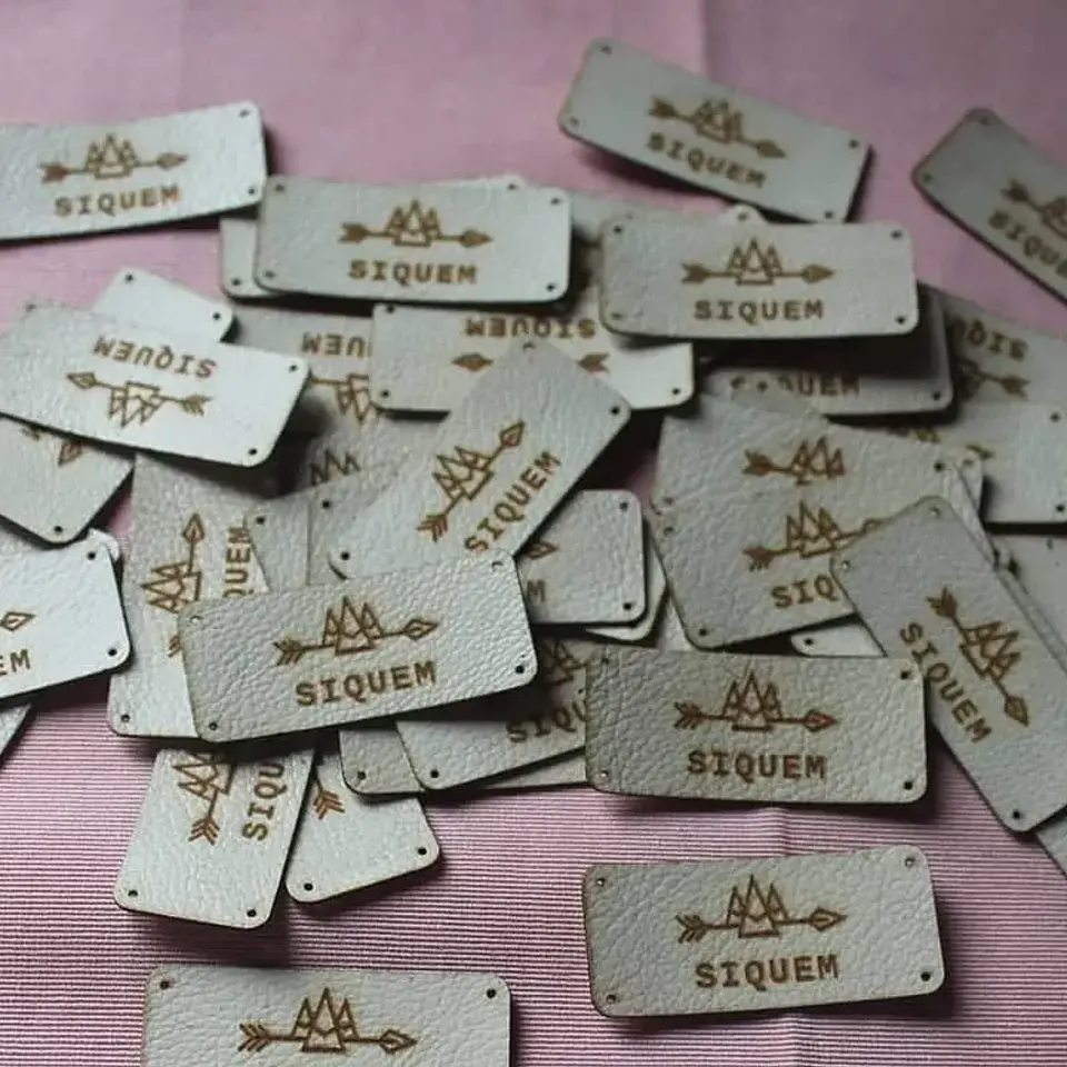 Etiquetas 2x4 o 2x5 cms Personalizadas 2