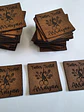 Etiquetas cuadradas de 3x3 cms para ropa personalizadas con logotipo o texto - Miniatura 4