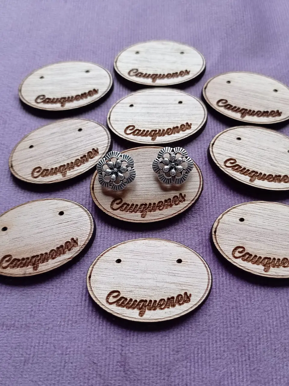 Pack 100 Porta aros de madera 4x3 cms, con nombre de localidad  1