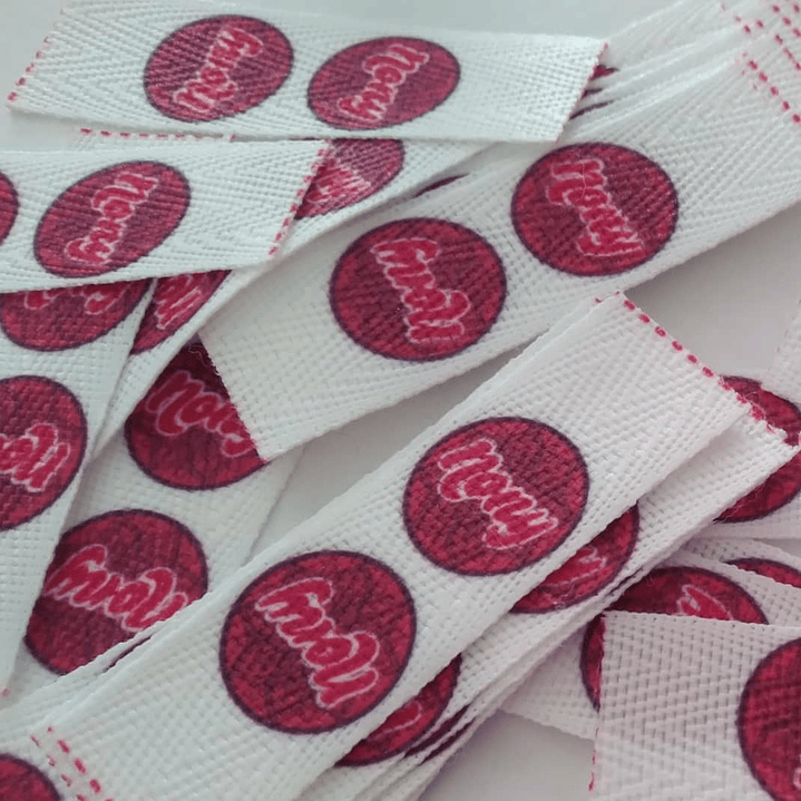 500 Etiquetas de 2x6 cms costura personalizadas, para ropa, nombres, logotipo o texto en cinta espiga 1