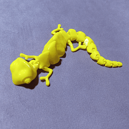 Camaleón articulado impreso en PLA 