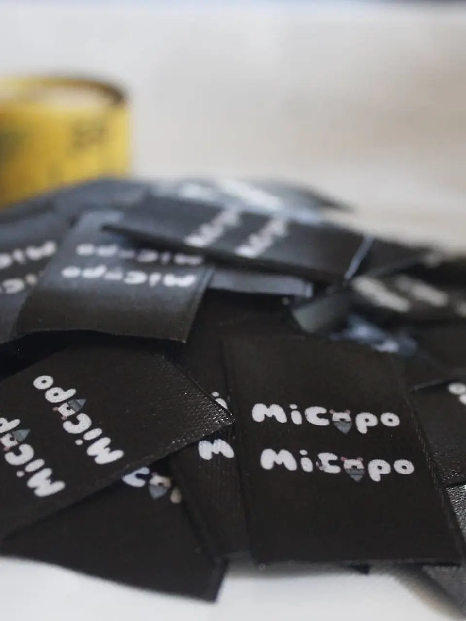 100 Etiquetas Mini Personalizadas Para Accesorios Pequeños  3