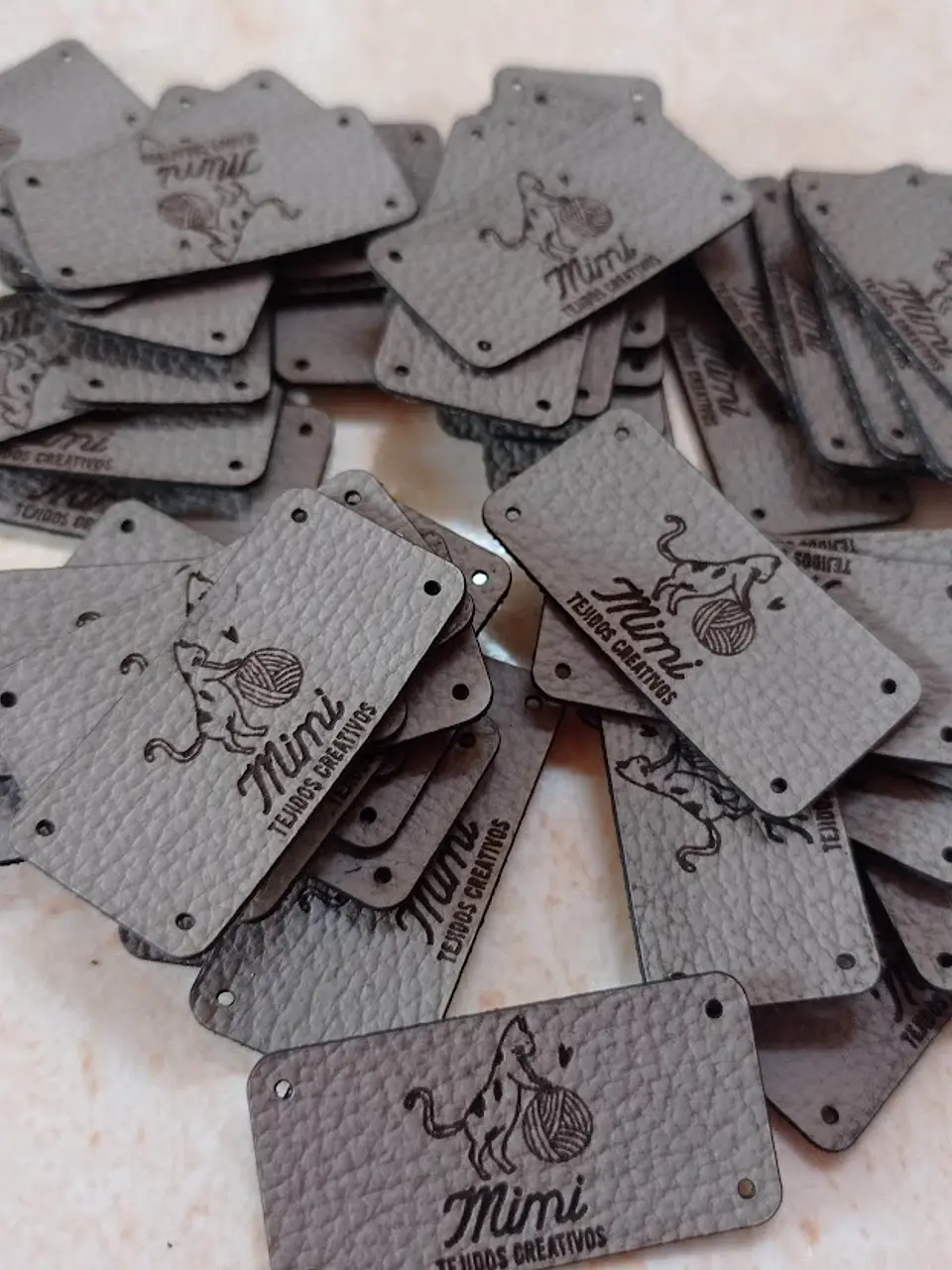 Etiquetas 2x4 o 2x5 cms Personalizadas 7
