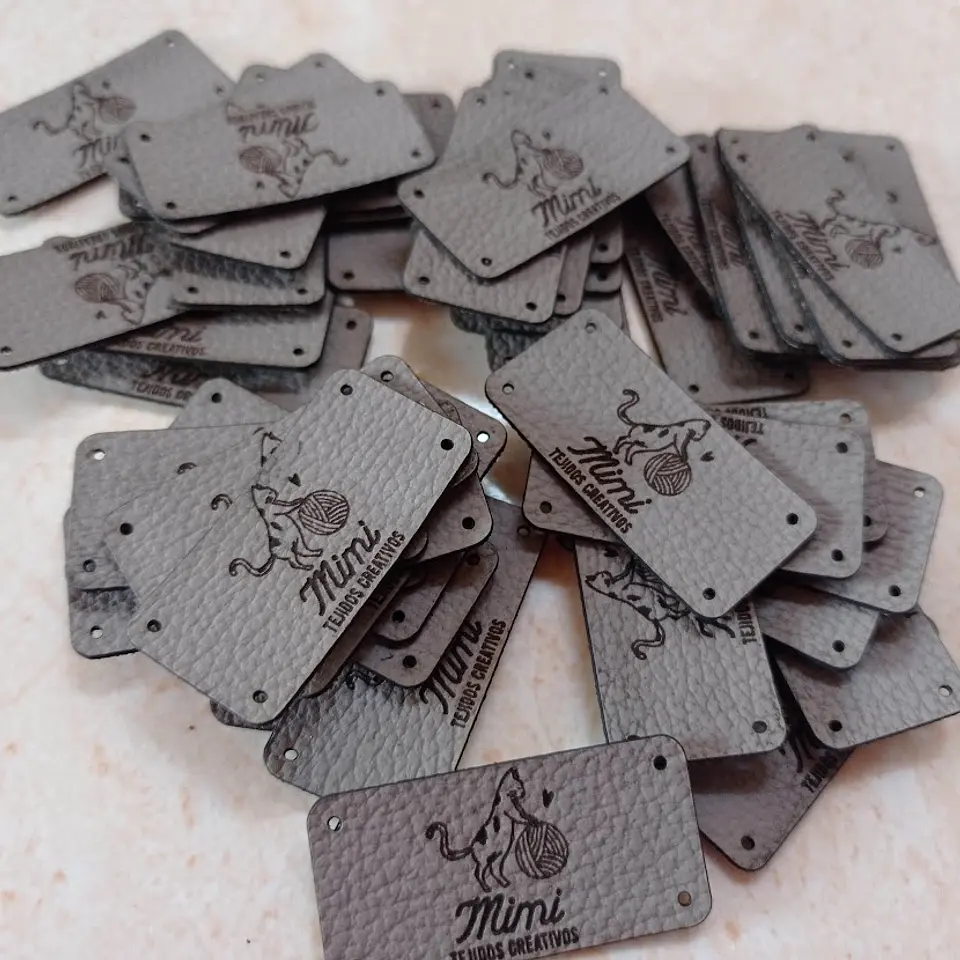 Etiquetas 2x4 o 2x5 cms Personalizadas 7