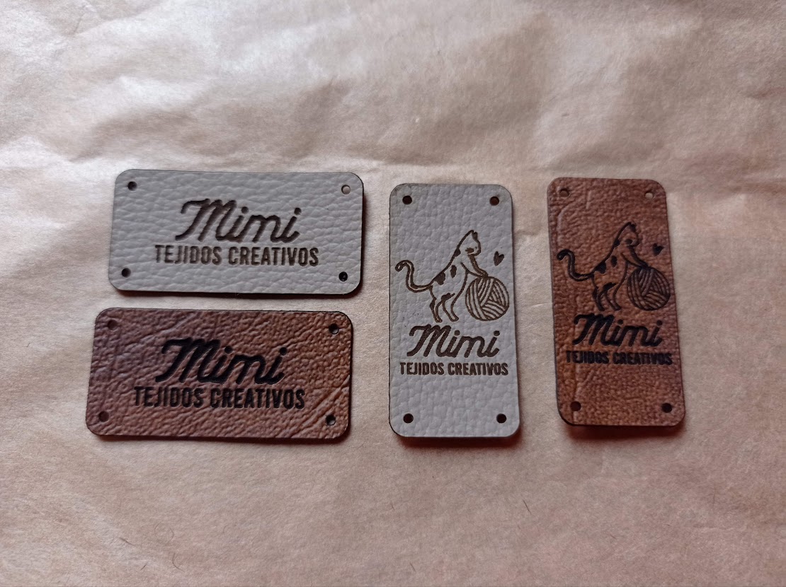 Etiquetas 2x4 o 2x5 cms Personalizadas
