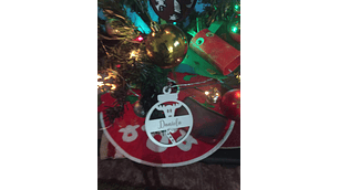 Adornos navideños con nombres personalizados