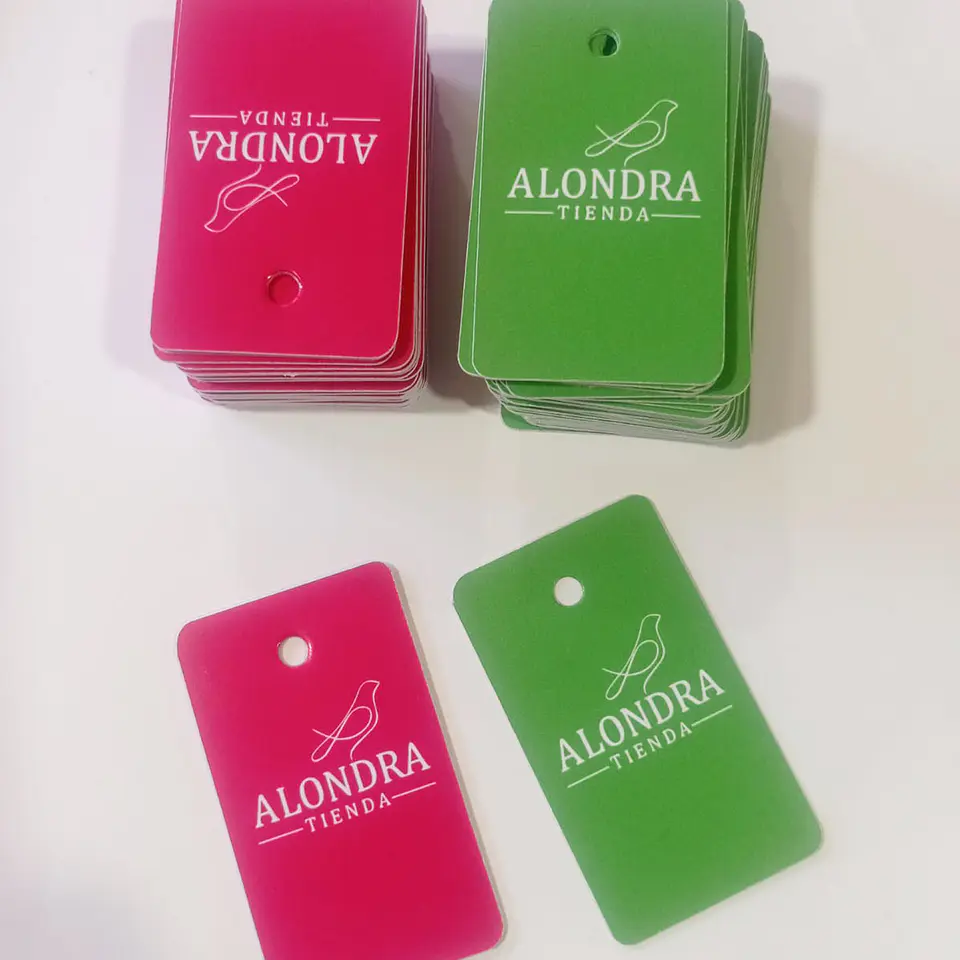 Pack 100 Hang tags mini para accesorios 3