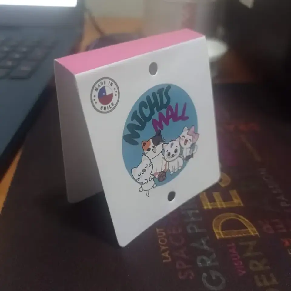 PACK 100 Etiquetas Colgantes Personalizadas para calcetines o artículos varios 3