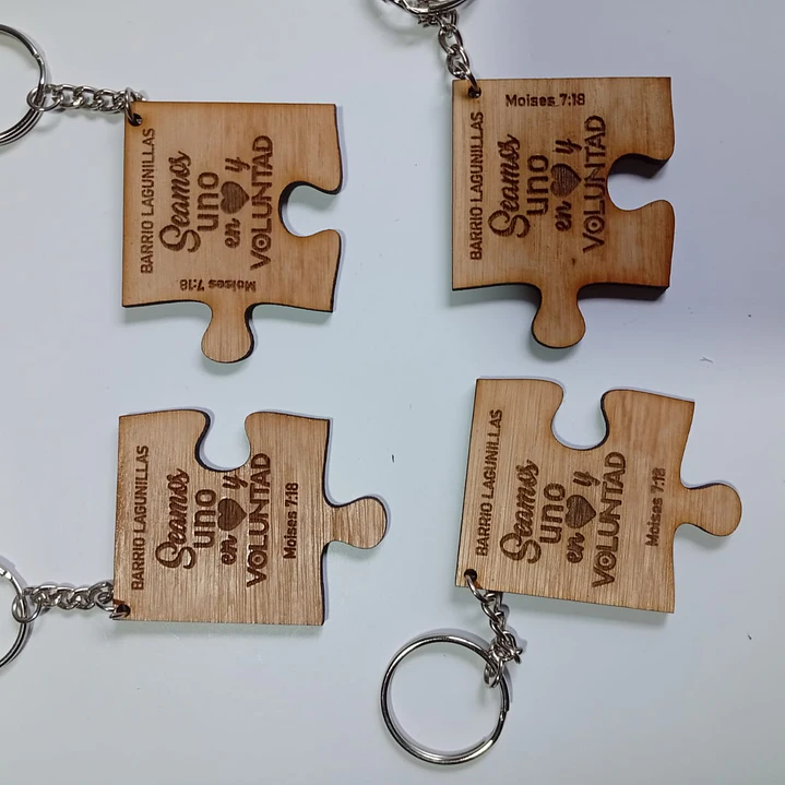 Set de 4 llaveros tipo puzzle 2