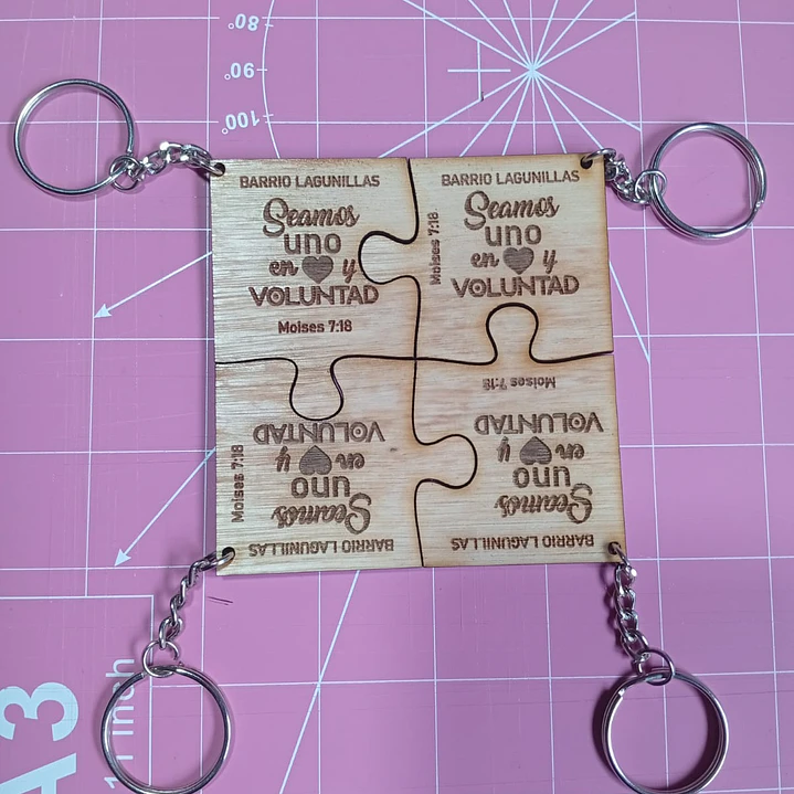 Set de 4 llaveros tipo puzzle 4