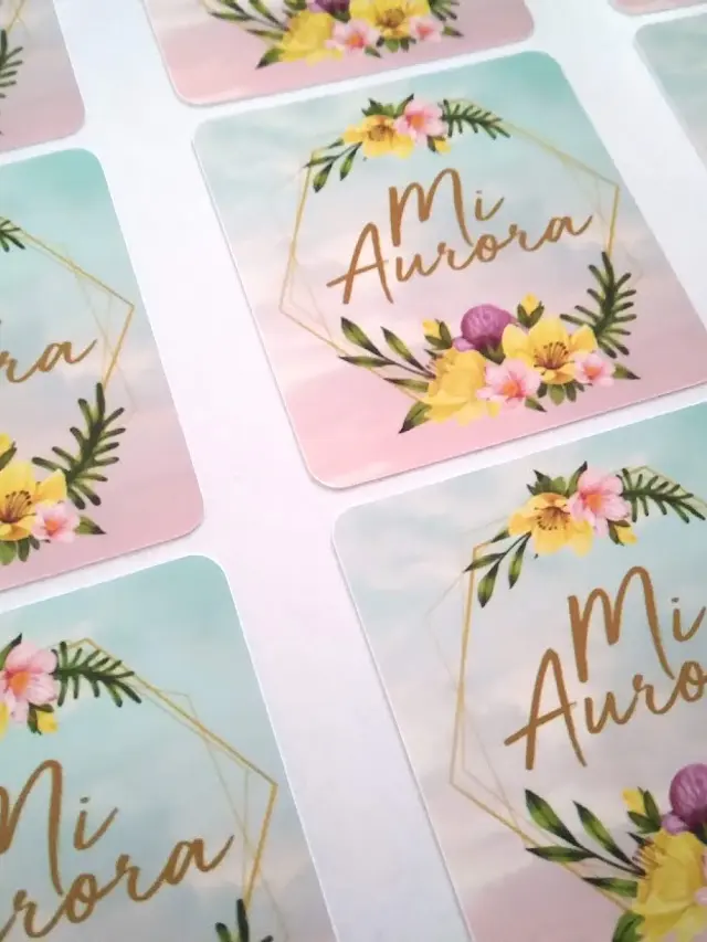 Pack 100 Stickers 5x5 o 5 cms personalizados 4