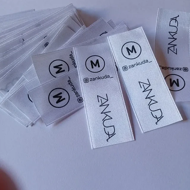 Pack 1.000 Etiquetas de costura personalizadas en Cinta Satín 4