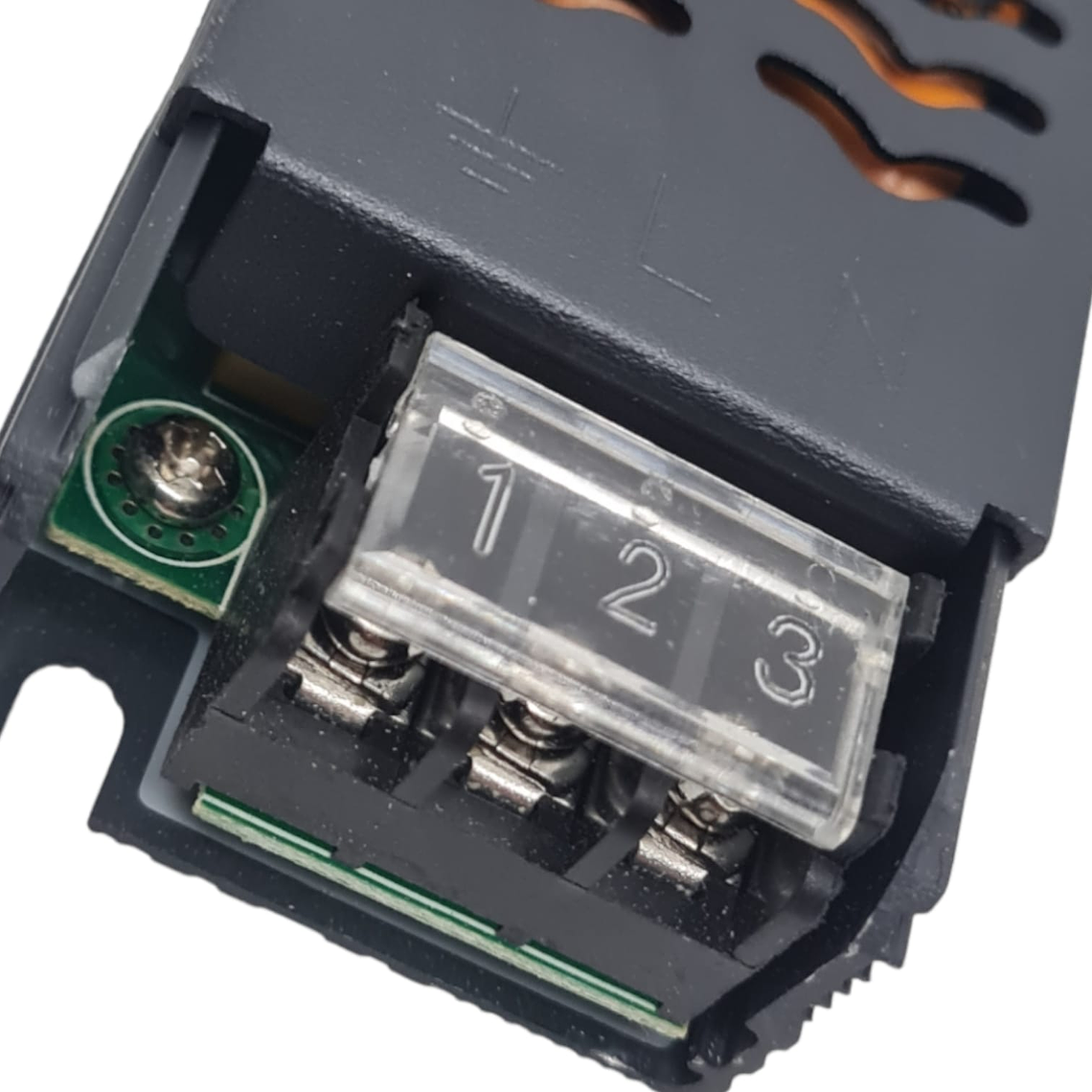 FUENTE DE PODER COMPACTA 60W 3