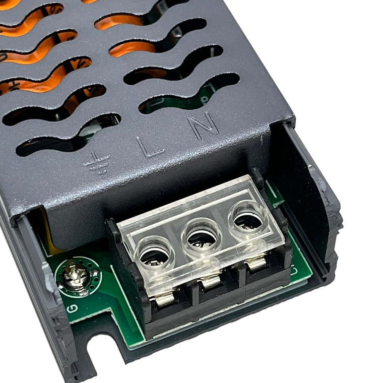 FUENTE DE PODER COMPACTA 250W 2