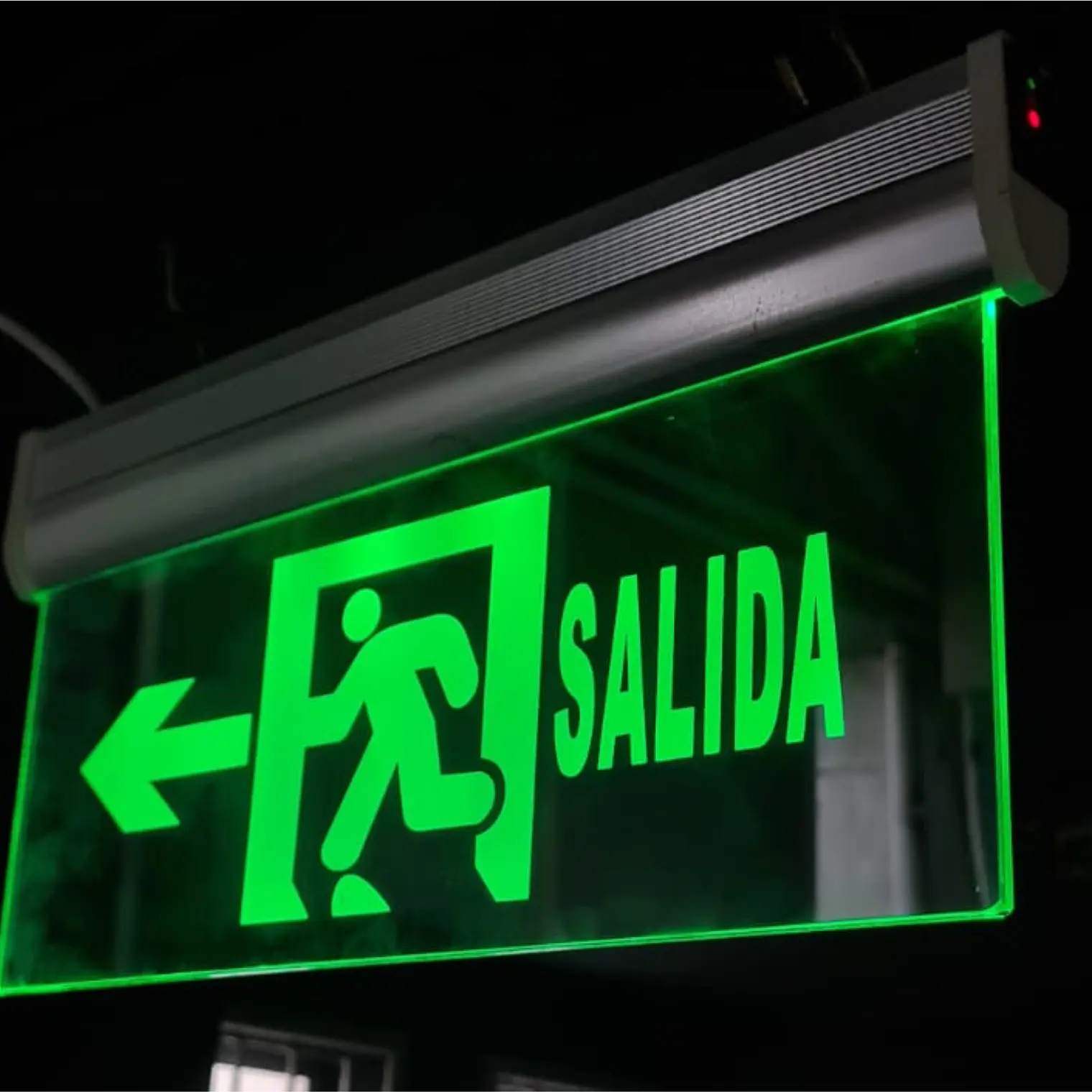 Letrero señalética Salida de Emergencia Izquierda 2