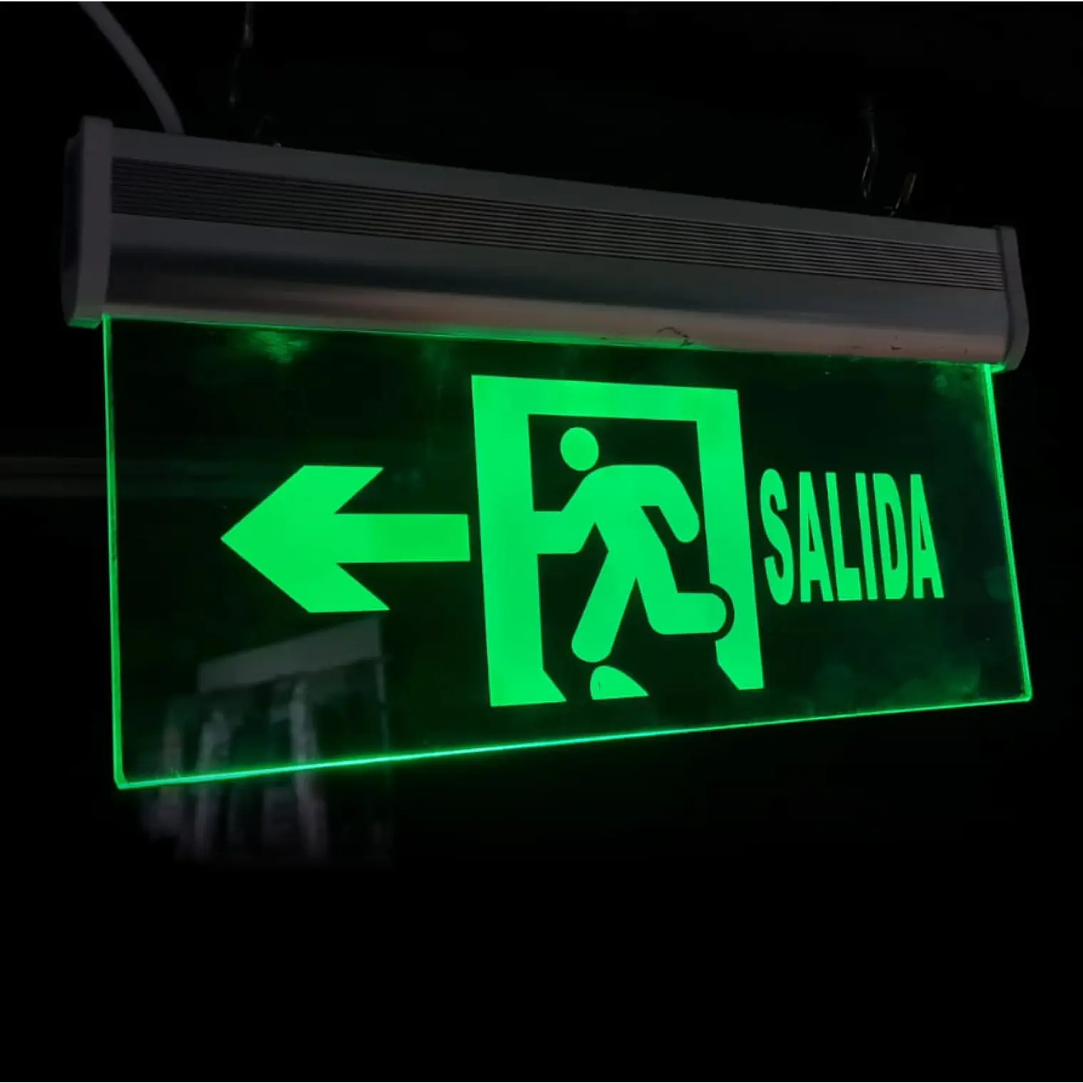Letrero señalética Salida de Emergencia Izquierda 3