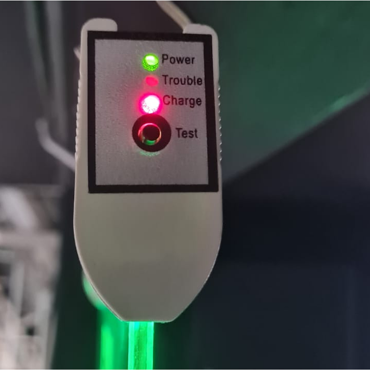 Letrero señalética Salida de Emergencia Izquierda 4