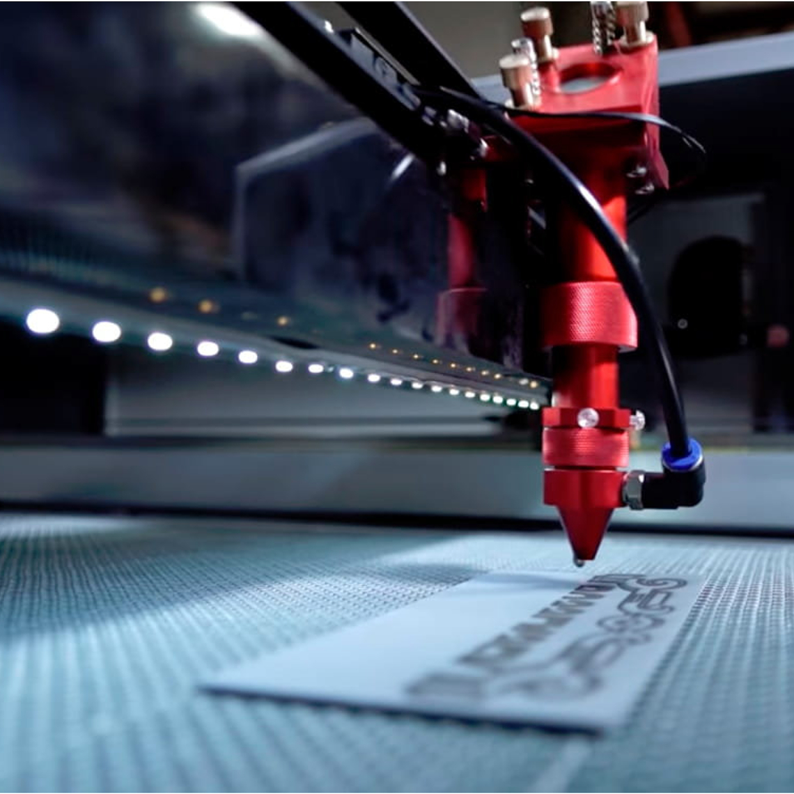 Servicio de Corte y grabado  1