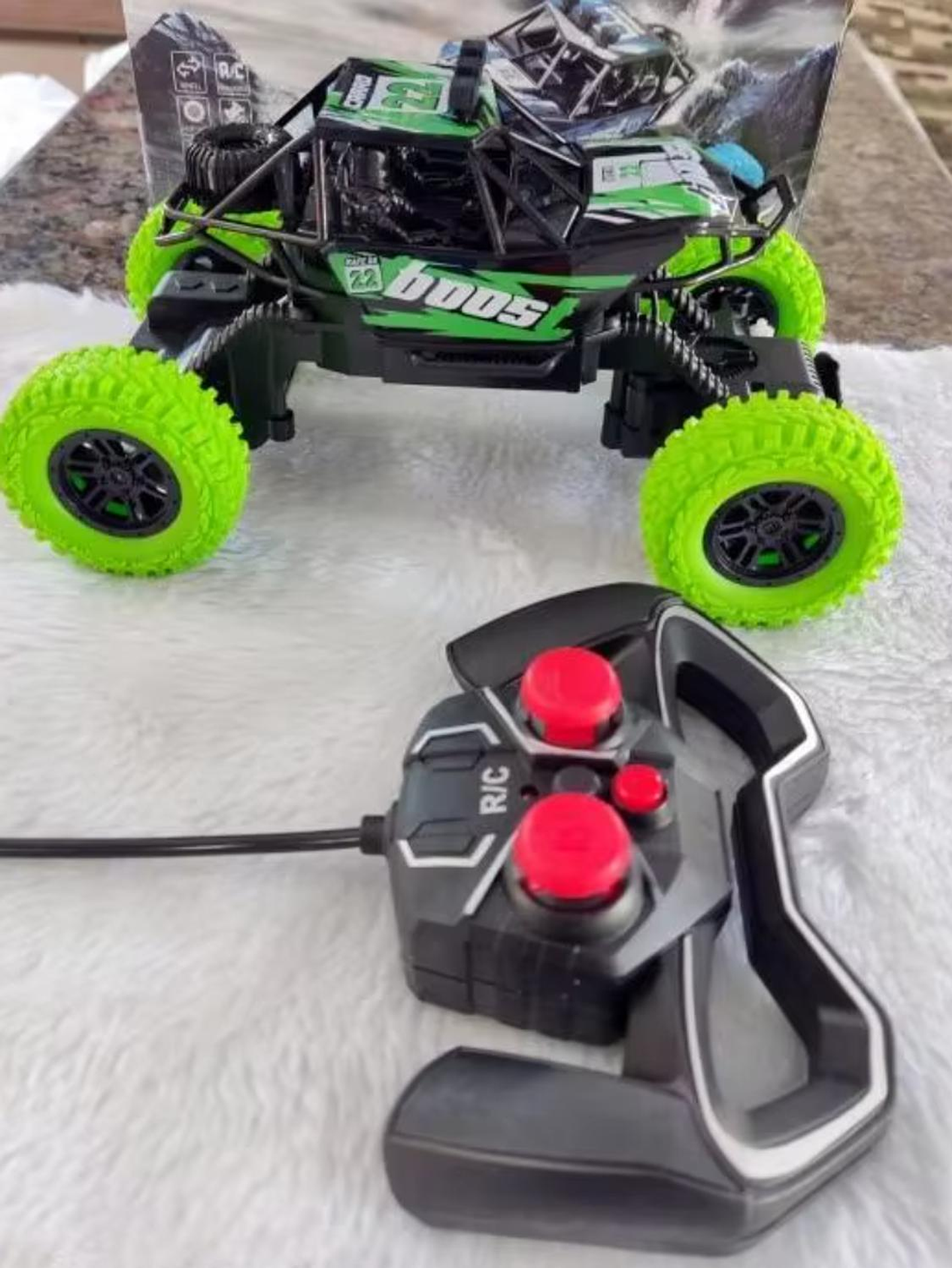 Auto Carro A Control Remoto Recargable 4x4 Verde 4x4 2