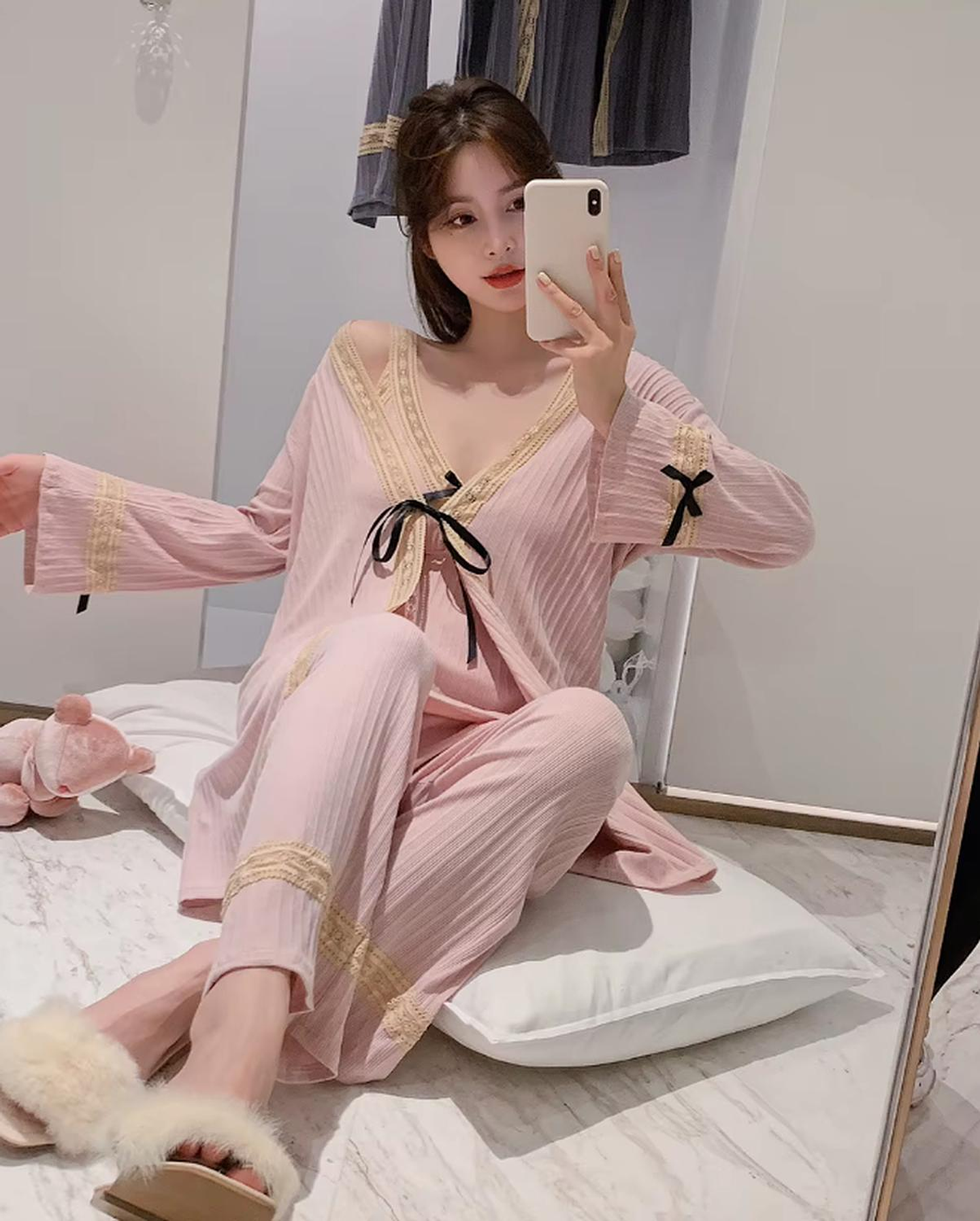 Pijama De Algodon Diseño Unico Con Bata Diseño Rosa Claro Liso S 1