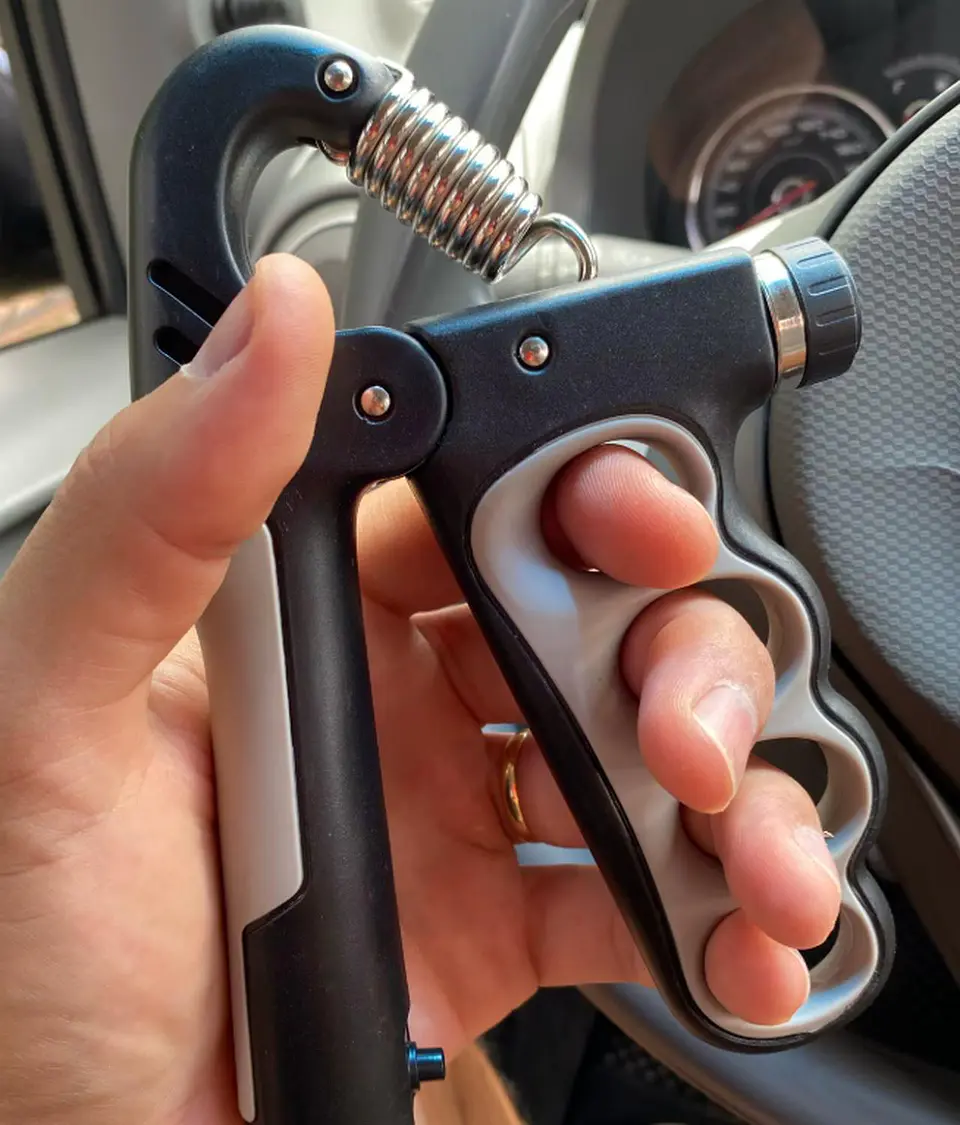 Ejercitador De Manos Hand Grip Fuerza Ajustable 5kg A 100kg Negro 4