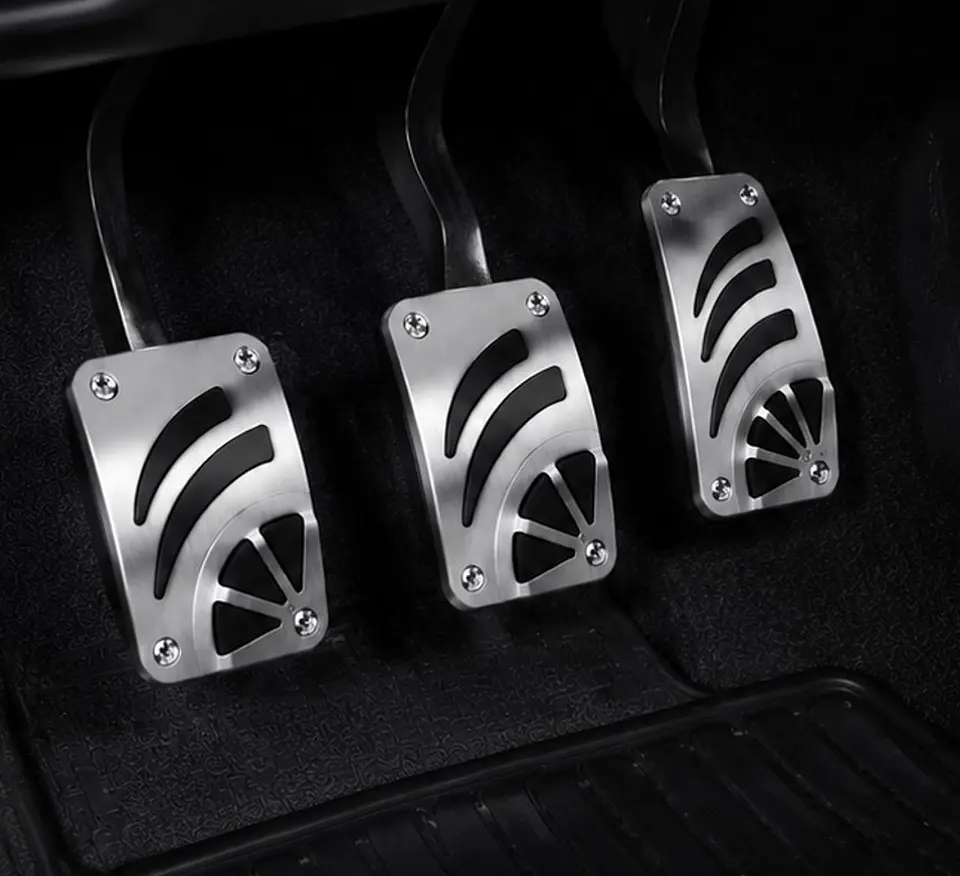 Pedales deportivos tuning universales para auto 3