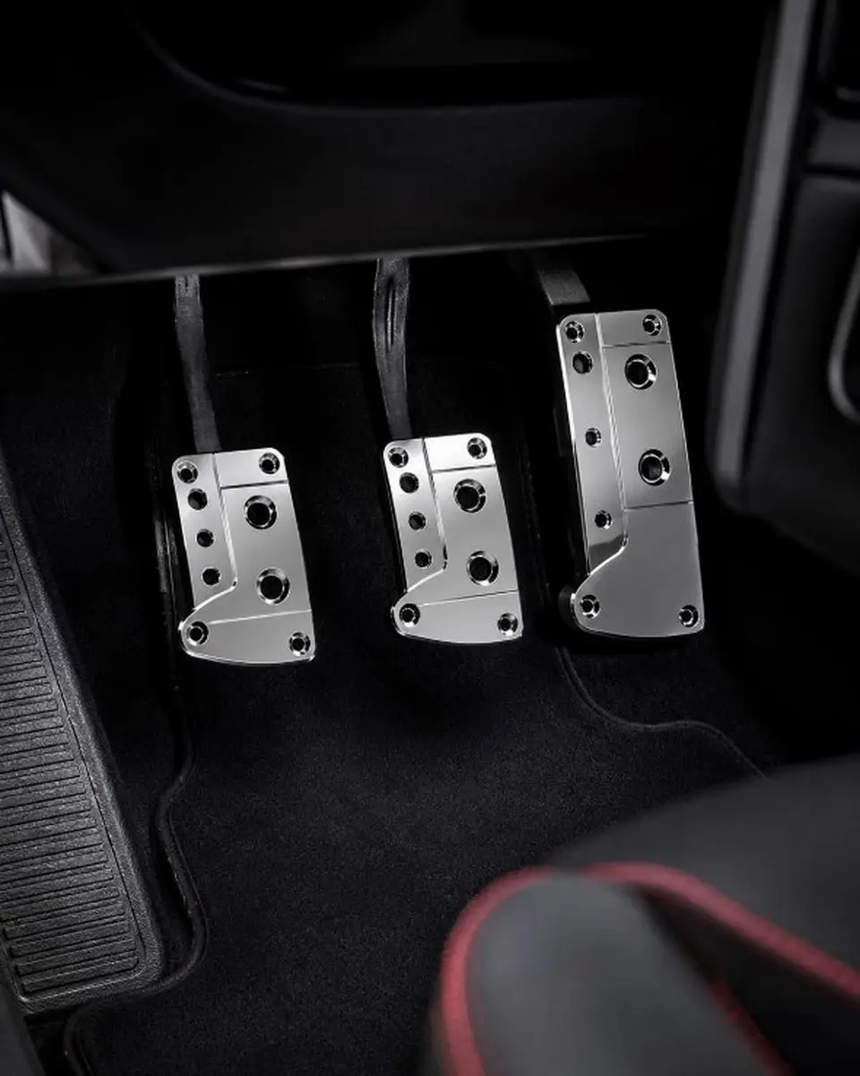 Cubrepedales Tuning Universal Racing para Auto, 3 Piezas 4