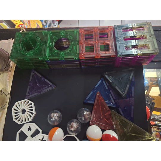 Set bloques magnéticos colores, 101 piezas, con luces,