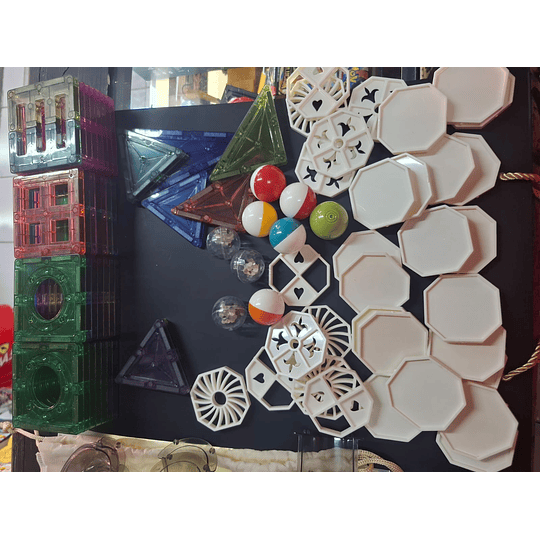 Set bloques magnéticos colores, 101 piezas, con luces,