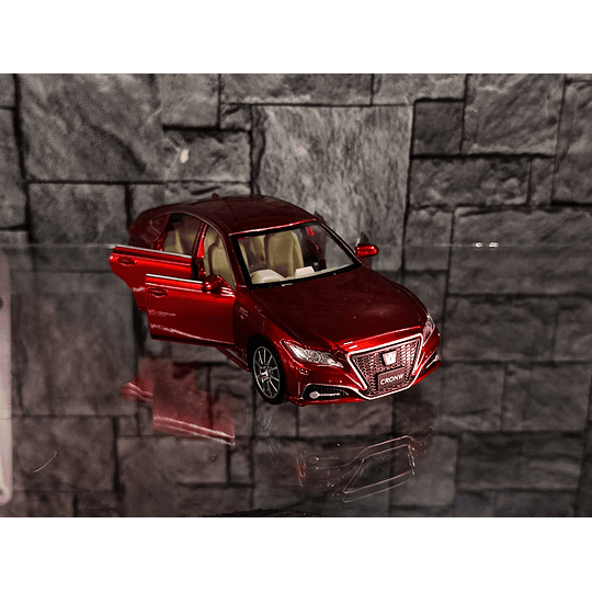 Toyota Crown Luxury Edition Escala 1:32 | Metálico - Full Apertura