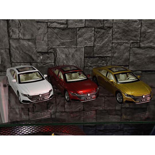 Volkswagen CC Arteon Escala 1:32 | Metálico - Full Apertura