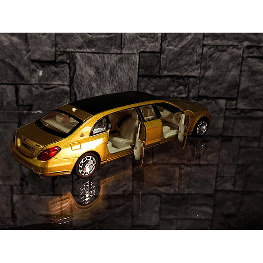 Mercedes-Maybach S650 Pullman Limusina Escala 1:32 | Metálico - Full Apertura