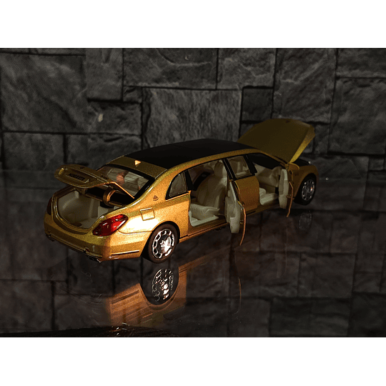 Mercedes-Maybach S650 Pullman Limusina Escala 1:32 | Metálico - Full Apertura